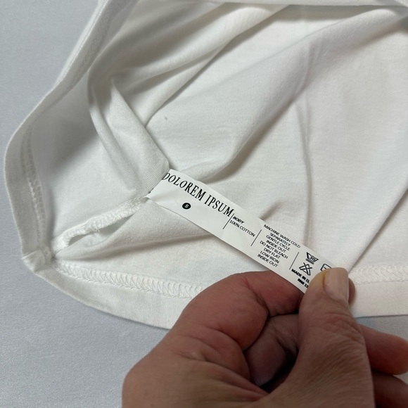Dolorem Ipsum White Short Sleeve Tee Size Small - Picture 3 of 5